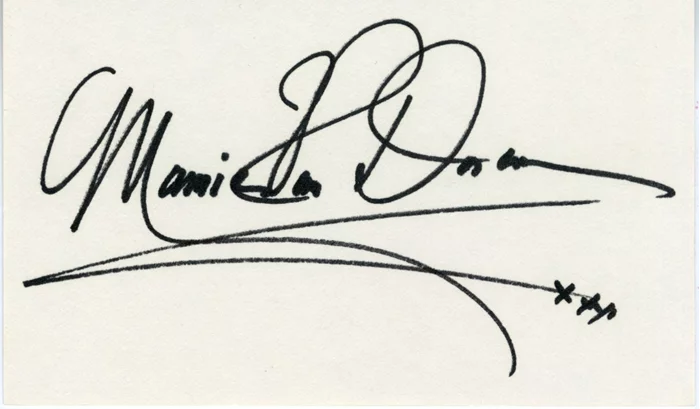 Mamie Van Doren autograph