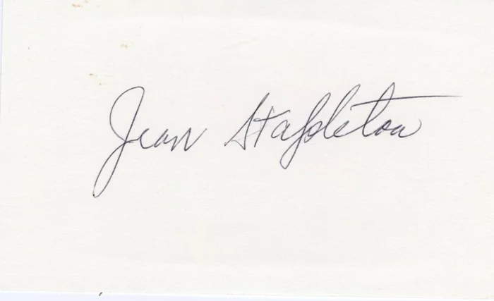 Jean Stapleton autograph