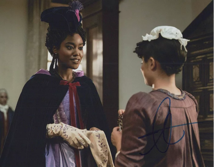 Arsema Thomas autograph