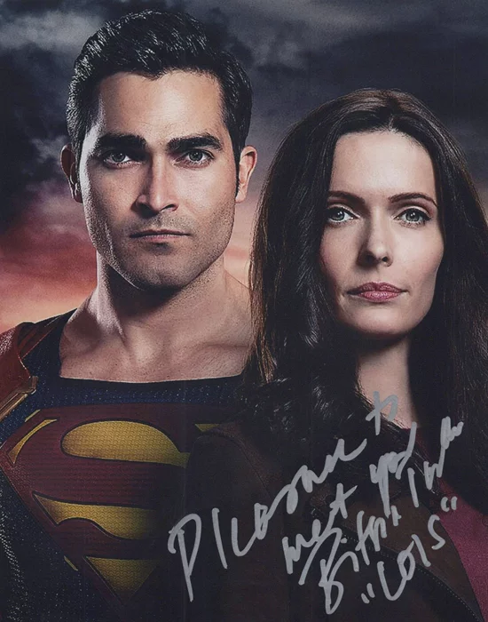 Bitsie Tulloch autograph