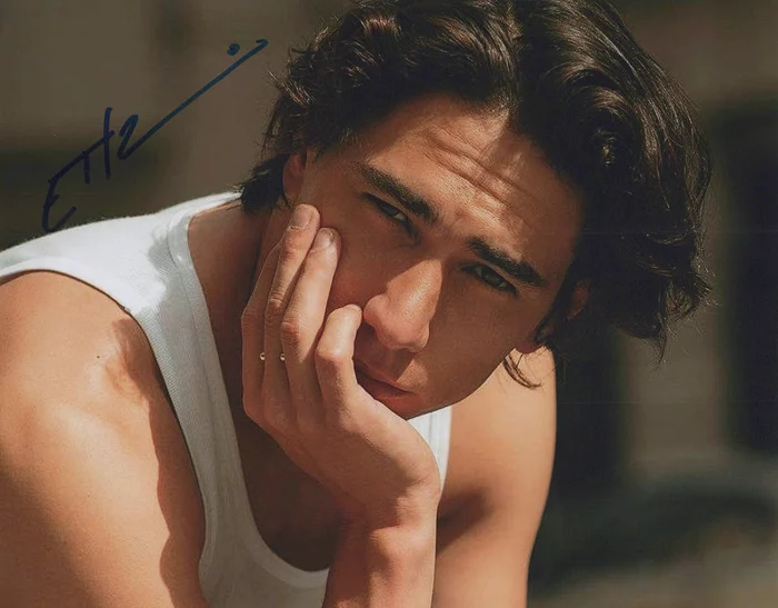 Enzo Vogrincic autograph