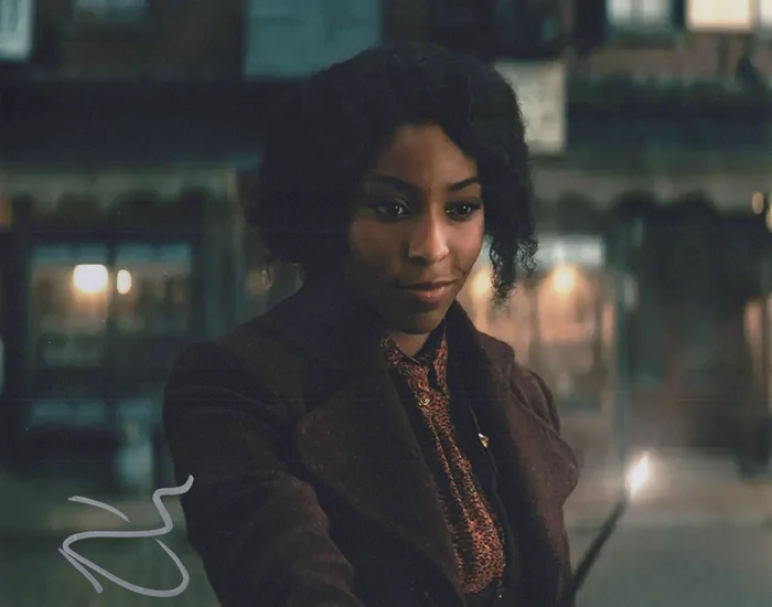 Jessica Williams autograph