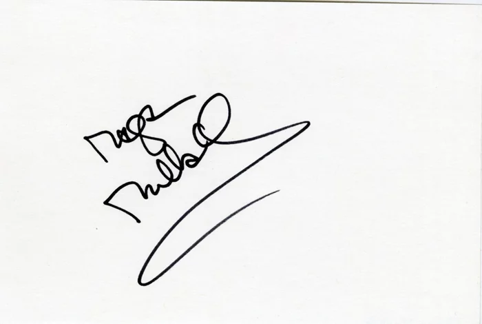 Megan Mullally autograph