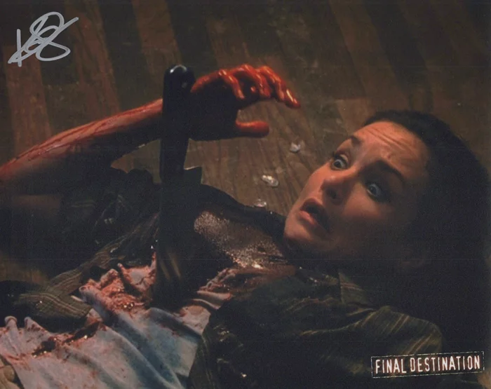 Kristen Cloke autograph