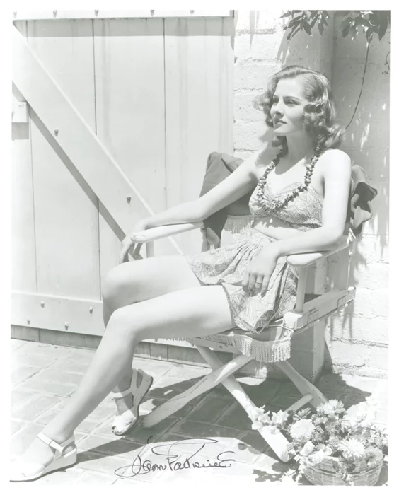 Joan Fontaine autograph