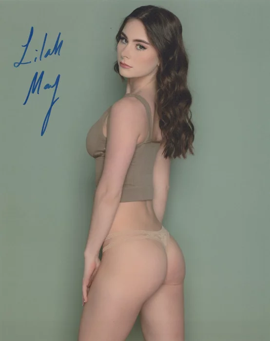 Lilah May autograph