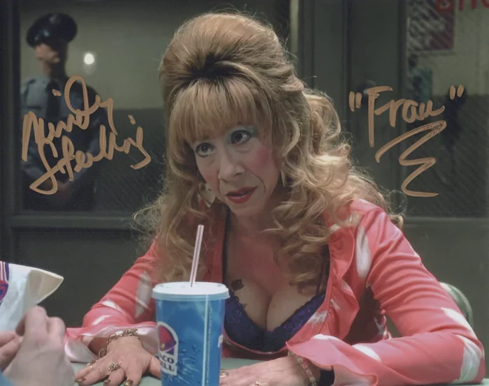 Mindy Sterling autograph