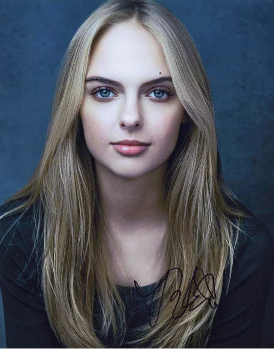 Jessica Belkin autograph