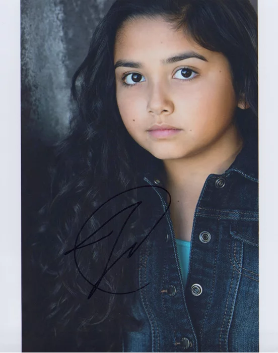 Julia Garcia autograph