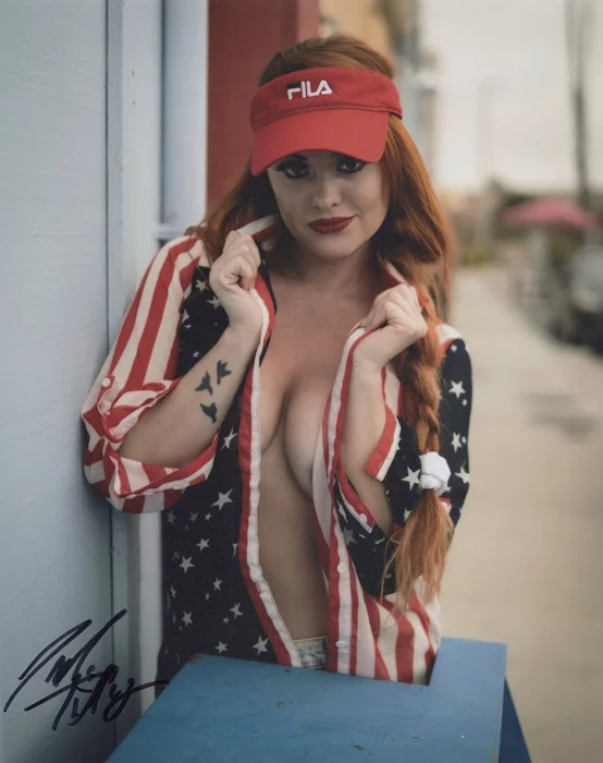 Julia Tiffany autograph