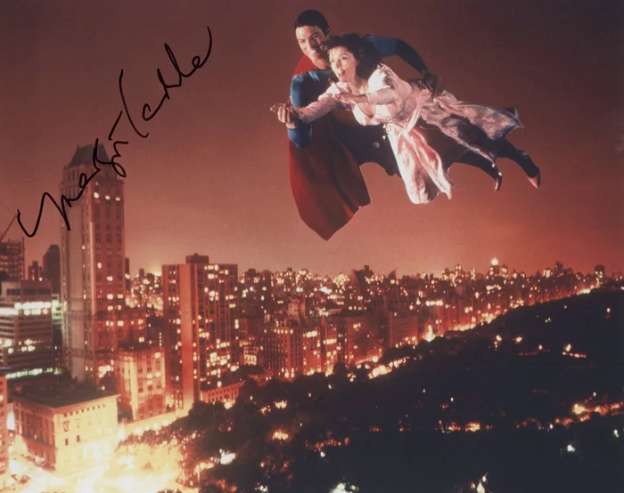 Margot Kidder autograph