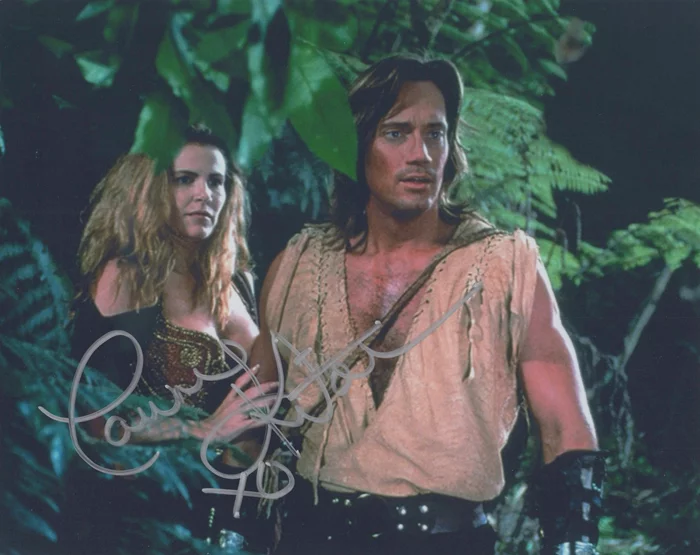 Tawny Kitaen autograph