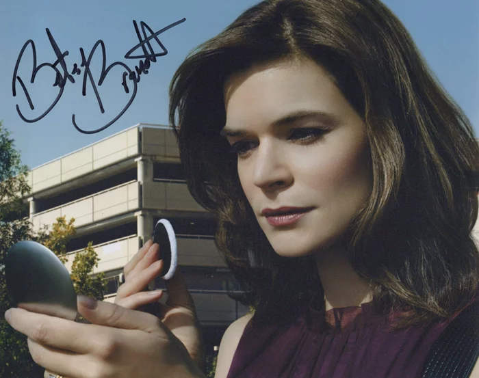 Betsy Brandt autograph