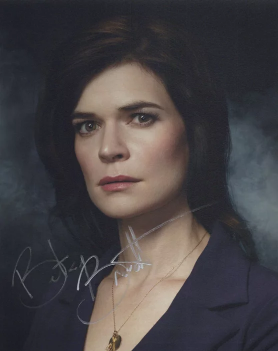 Betsy Brandt autograph