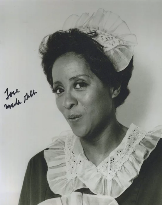 Marla Gibbs autograph