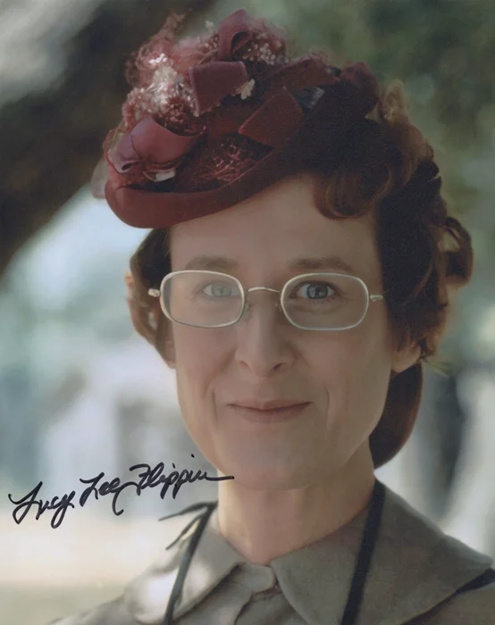 Lucy Lee Flippin autograph