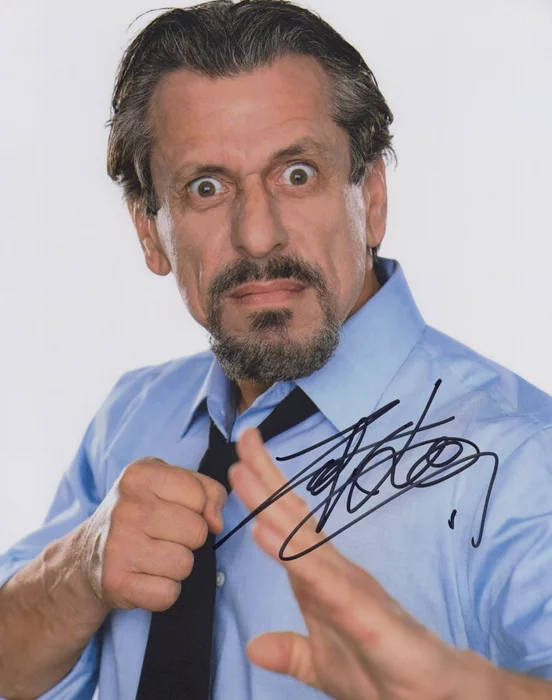 Zak Lee autograph