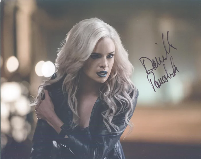 Danielle Panabaker autograph