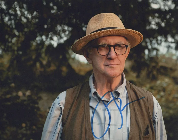 Jonathan Pryce autograph