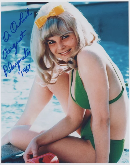 DeDe Lind autograph