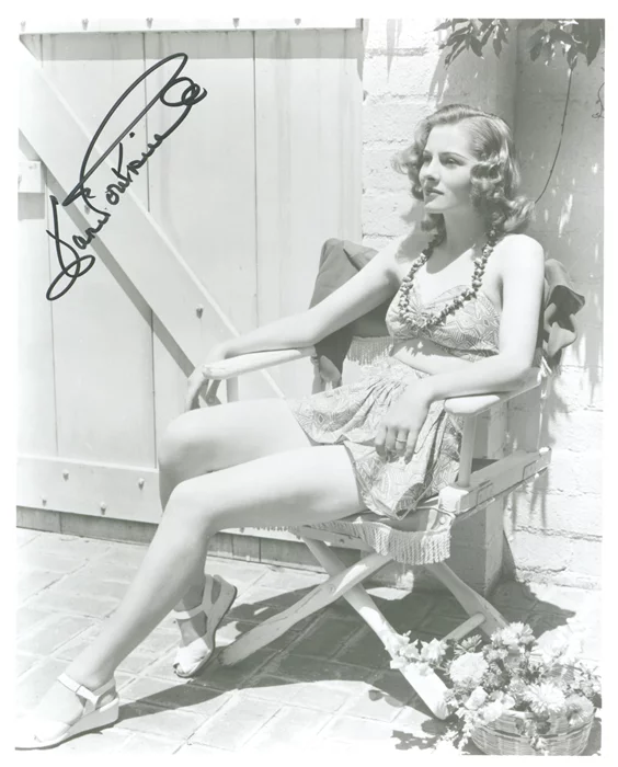 Joan Fontaine autograph