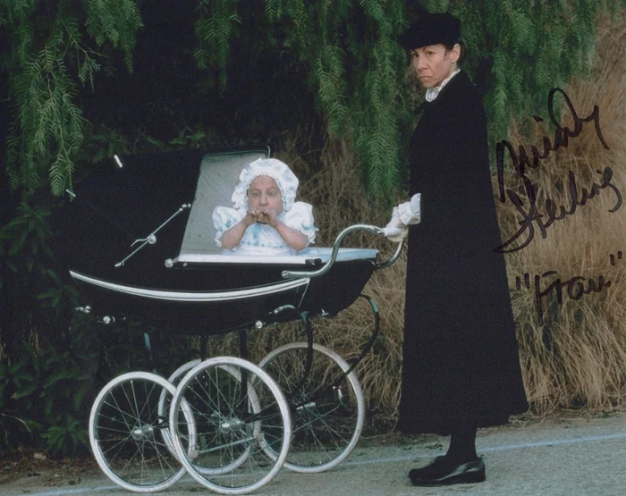 Mindy Sterling autograph