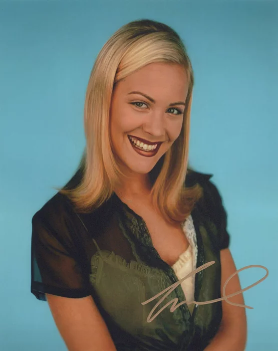 Cynthia Daniel autograph