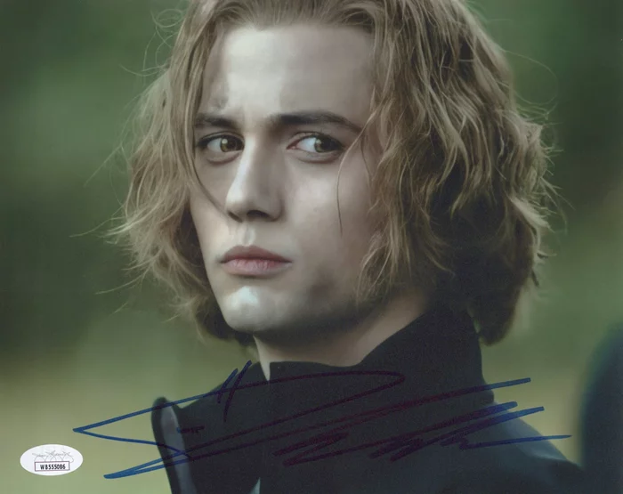 Jackson Rathbone autograph