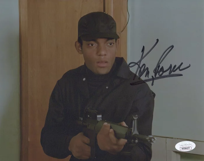 Ken Foree autograph
