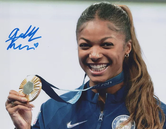 Gabby Thomas autograph