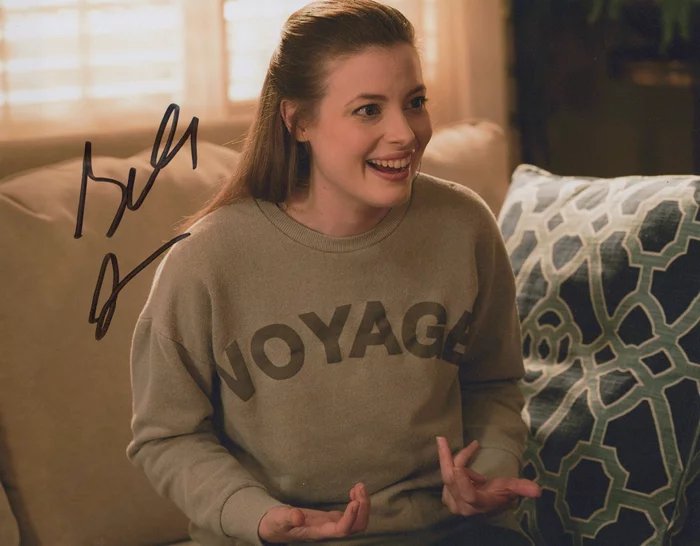 Gillian Jacobs autograph