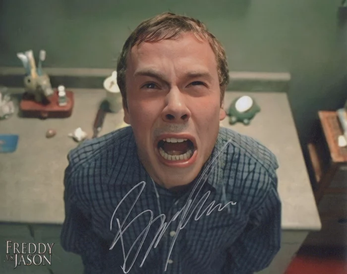 Brendan Fletcher autograph