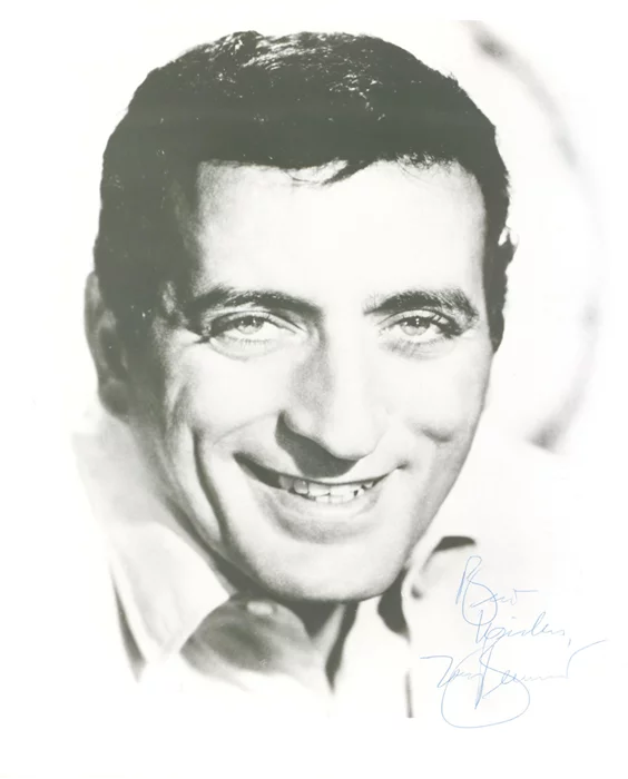 Tony Bennett autograph
