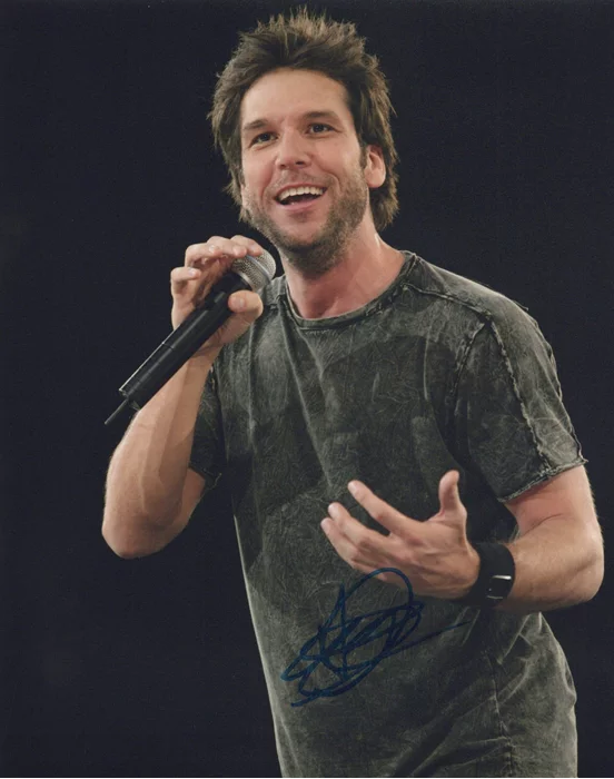 Dane Cook autograph