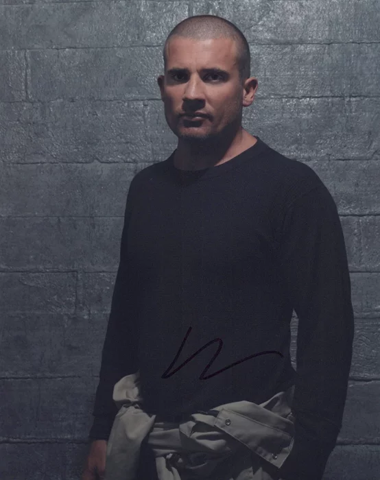 Dominic Purcell autograph
