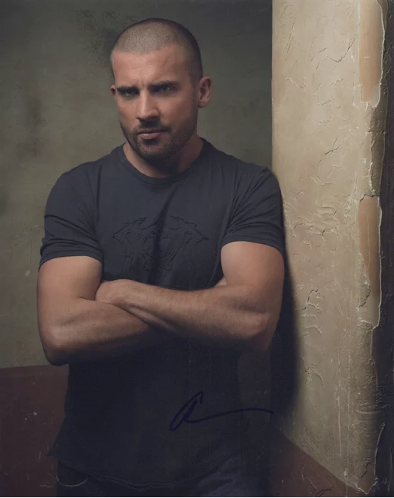 Dominic Purcell autograph