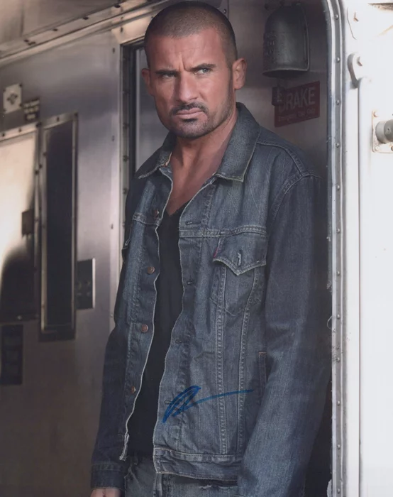 Dominic Purcell autograph