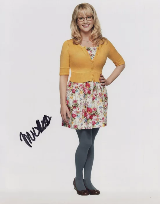Melissa Rauch autograph