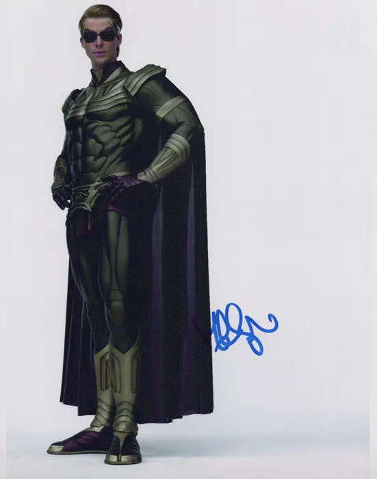 Matthew Goode autograph