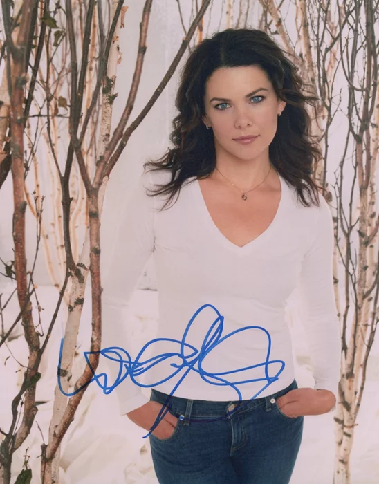 Lauren Graham autograph
