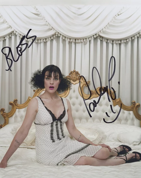 Pauley Perrette autograph
