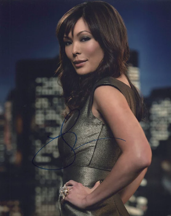 Lindsay Price autograph