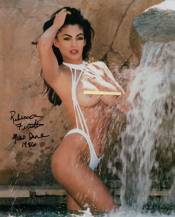 Rebecca Ferratti autograph