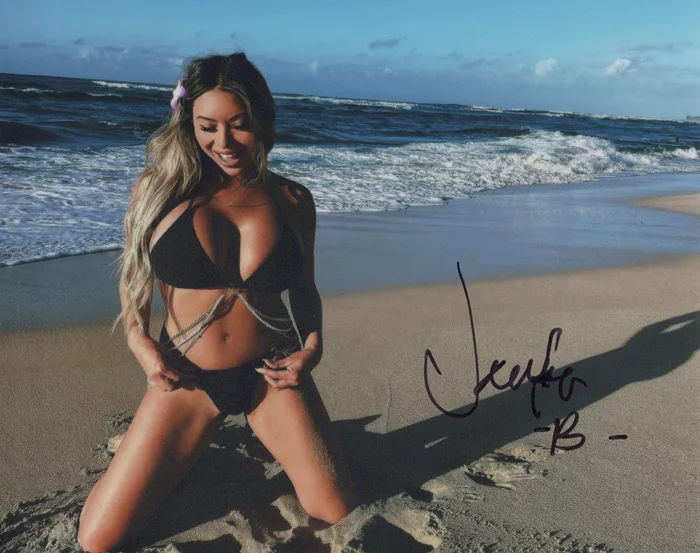 Jennifer Brand autograph