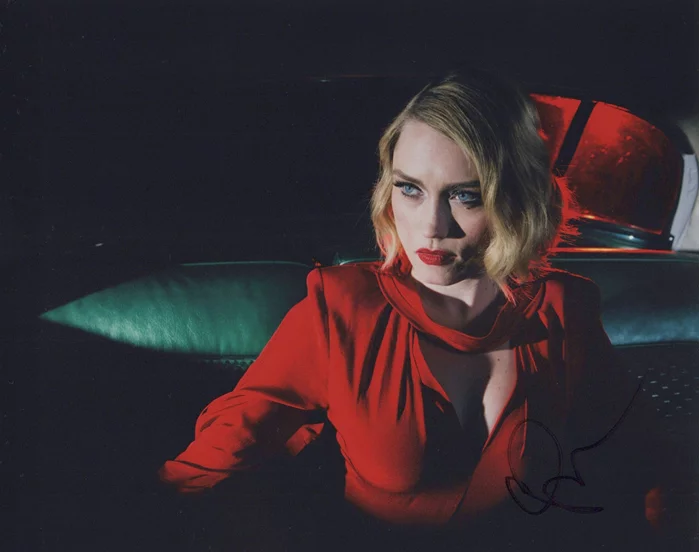 Clare Grant autograph