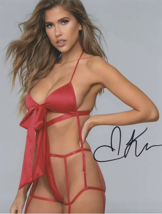 Kara Del Toro autograph