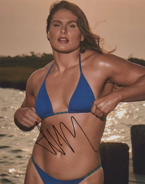 Ilona Maher autograph