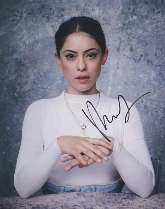 Rosa Salazar autograph
