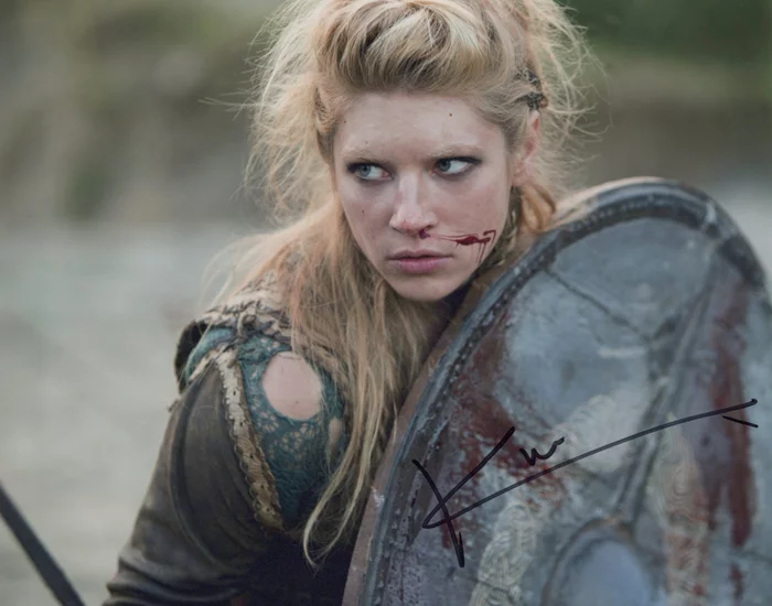 Katheryn Winnick autograph