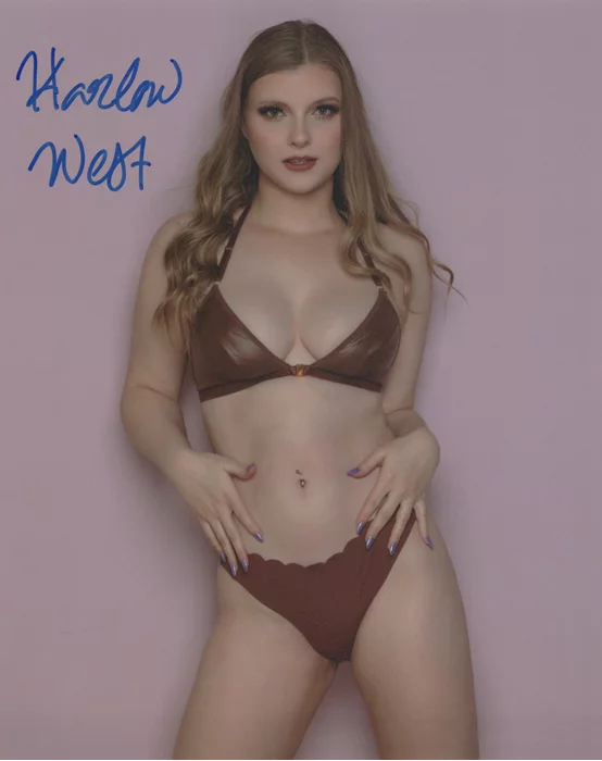 Harlow West autograph